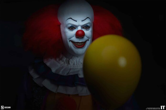 Make your worst nightmares a reality with this 1/6 Scale Pennywise Figure