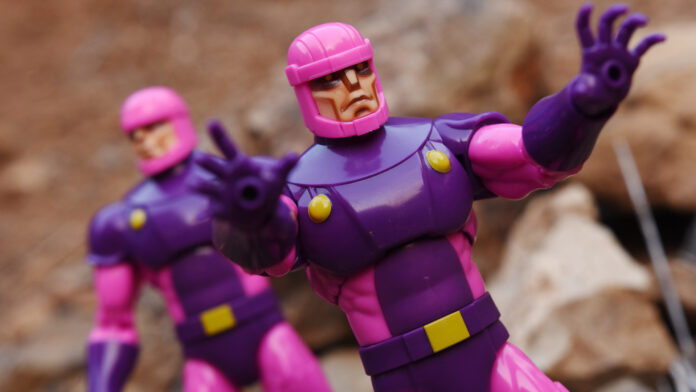 Hasbro: Marvel Legends Sentinels