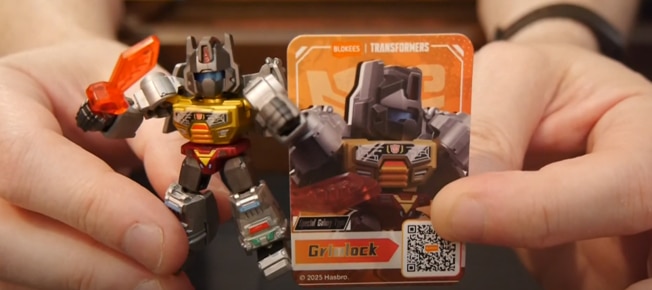 Blokees Build: Transformers Defender Version 03 Heavy Metal War – Grimlock (Chase) Blokees Build: Transformers Defender Version 03 Heavy Metal War – Grimlock (Chase)