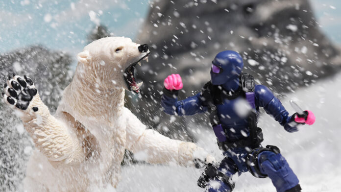 Hasbro: G.I. Joe Classified Snake Eyes and Polar Bear Review