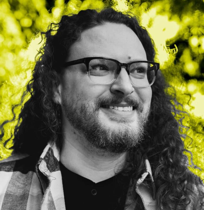 Tiny Onion promotes Eric Harburn to Director of Narrative & Editor-in-Chief in an Expansion into Multimedia Entertainment