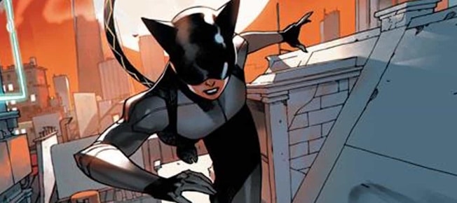 Absolute Catwoman #2 is a fun read but the series still feels like Batman mixed with Catwoman - Graphic Policy Absolute Catwoman #2 is a fun read but the series still feels like Batman mixed with Catwoman - Graphic Policy