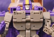 The Transformers Studio Series: Transformers: The Movie Astrotrain is a mess of a figure – Graphic Policy The Transformers Studio Series: Transformers: The Movie Astrotrain is a mess of a figure - Graphic Policy